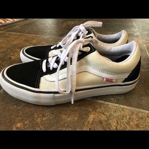 Old Skool Van Pros
